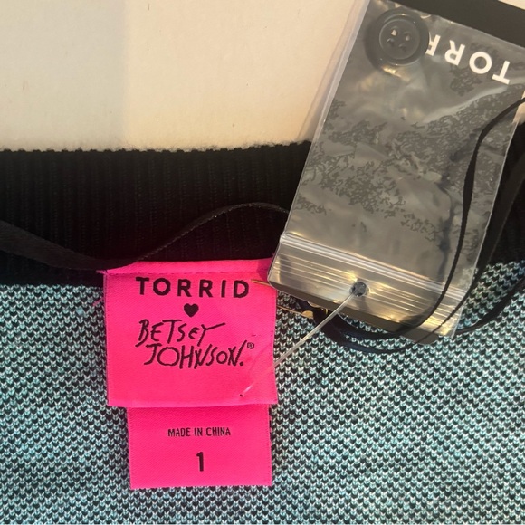 Torrid x Betsey Johnson Leopard Print Crop Cardigan | Size 1 (14–16) XL - Picture 2 of 13